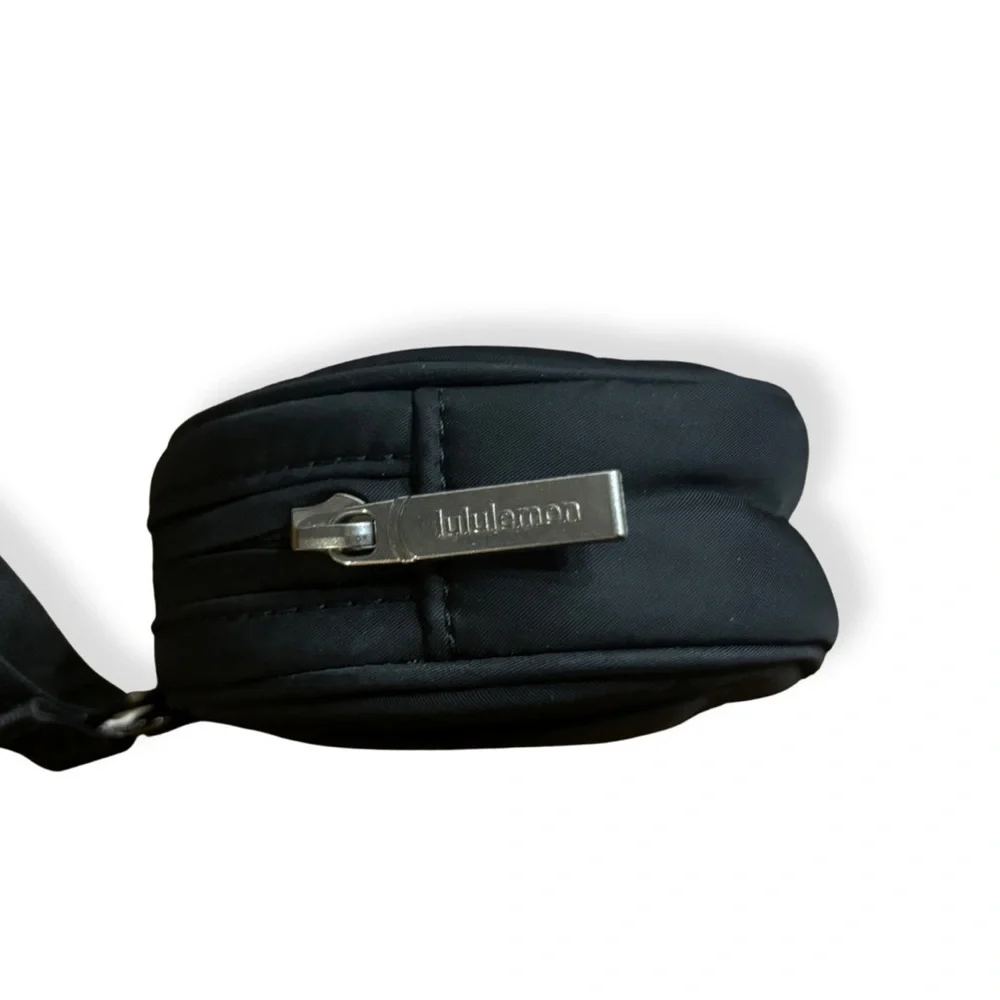 lululemon On-the-Go Clip Pouch | Black | Recycled Nylon | Barely Used